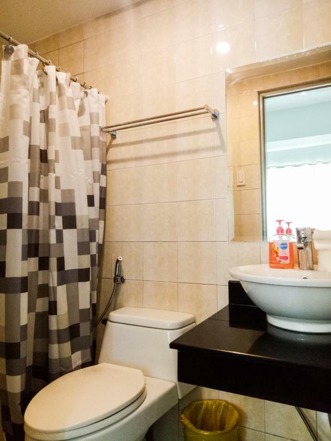 Апартаменты Forbes Area Bgc Taguig Манила Экстерьер фото