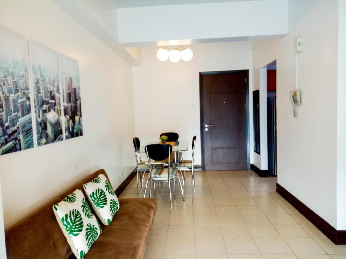 Апартаменты Forbes Area Bgc Taguig Манила Экстерьер фото